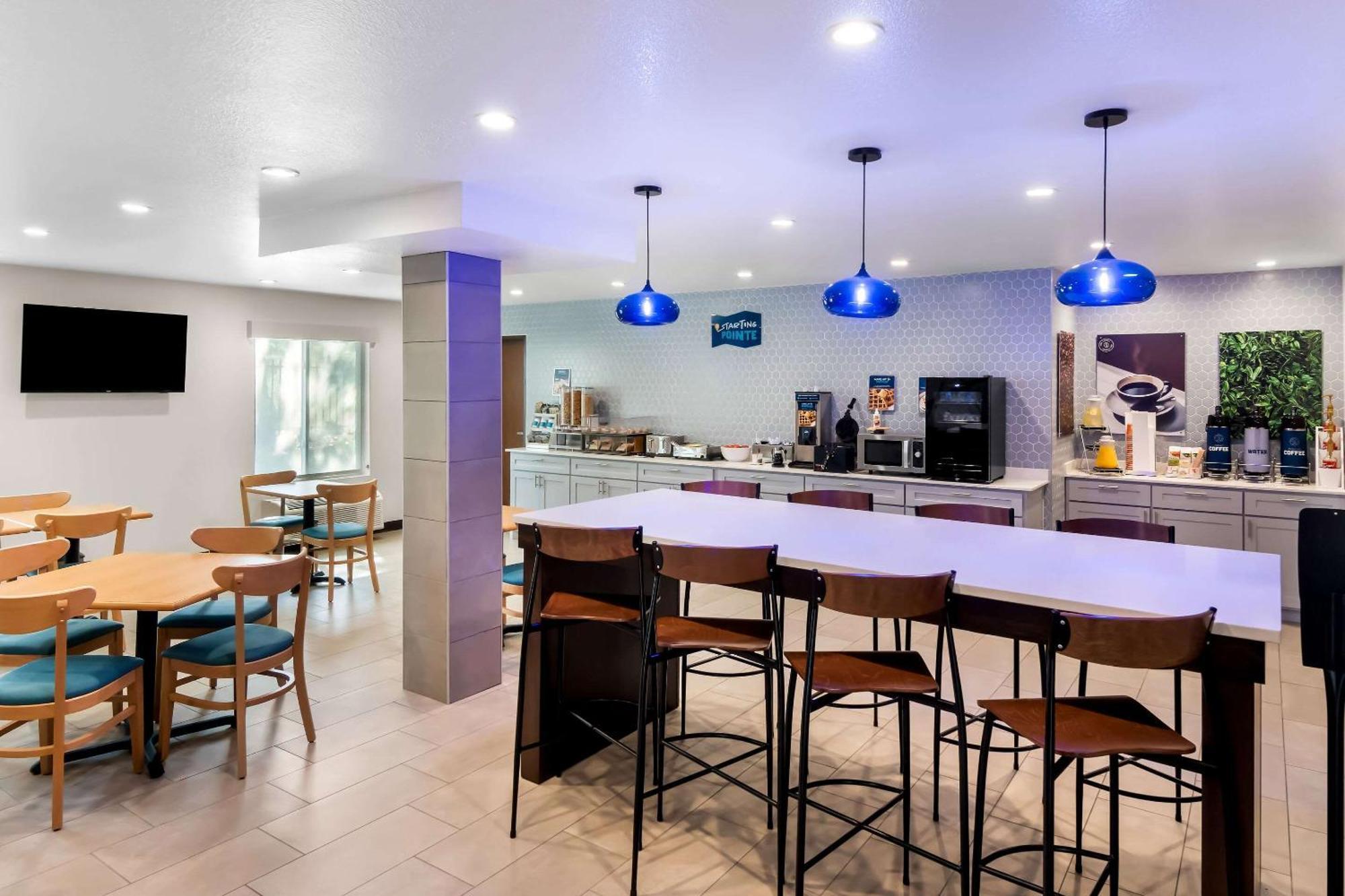 Clarion Pointe Hotel Fort Worth Ngoại thất bức ảnh