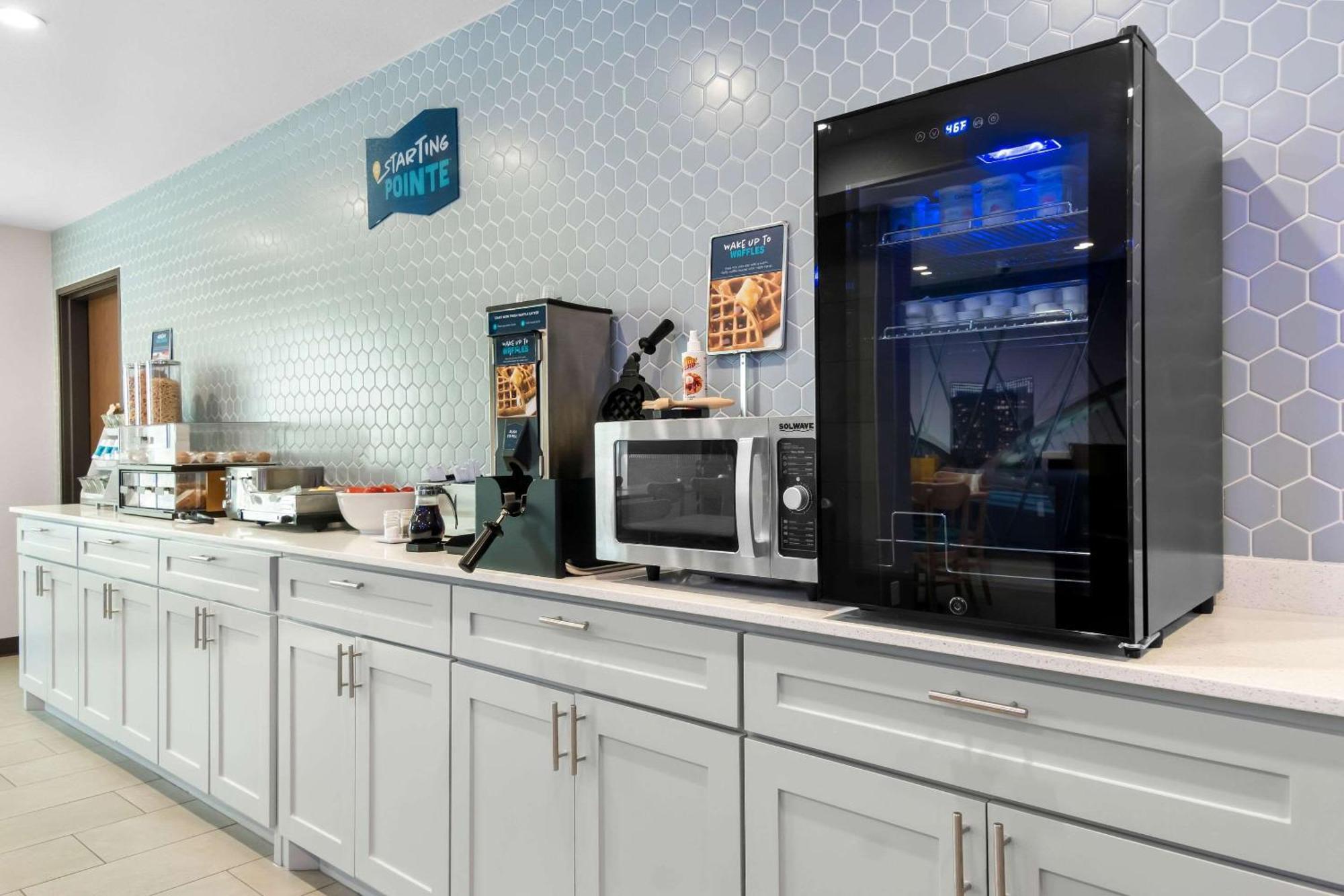 Clarion Pointe Hotel Fort Worth Ngoại thất bức ảnh