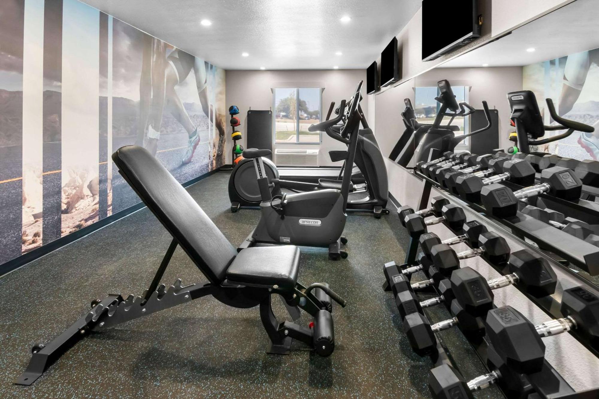 Clarion Pointe Hotel Fort Worth Ngoại thất bức ảnh